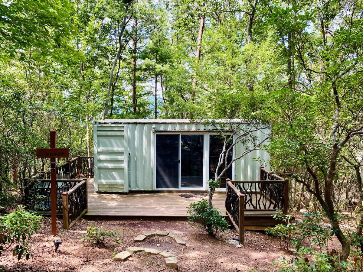 Hotel Barefoot Hills Dahlonega Exterior foto