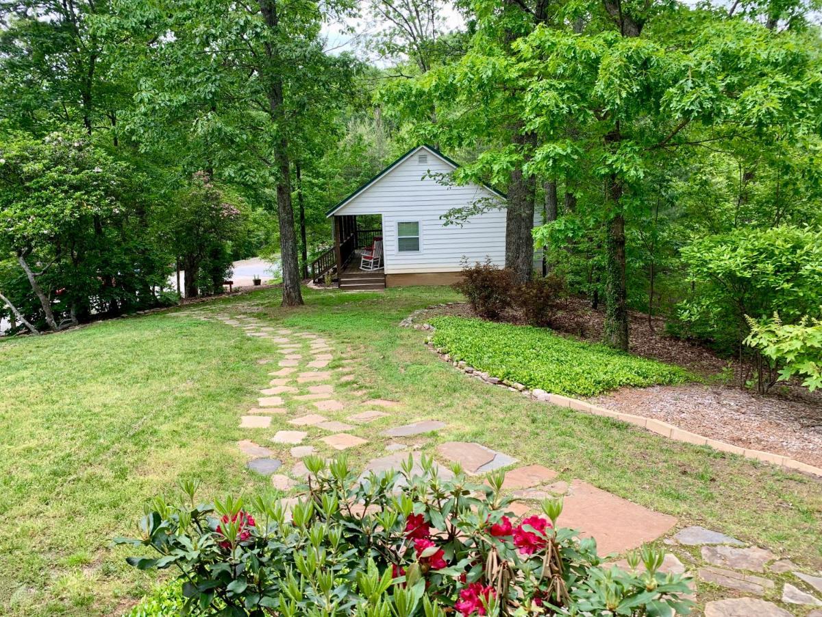 Hotel Barefoot Hills Dahlonega Exterior foto